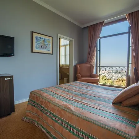 Do Elevador Брага