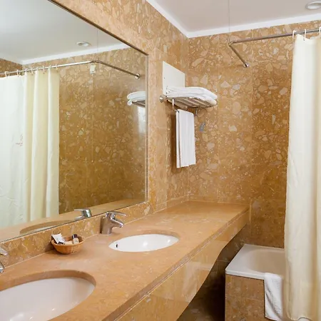 Do Elevador 4* Брага