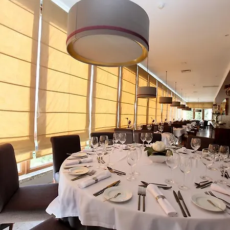 Do Elevador Hotel 4*