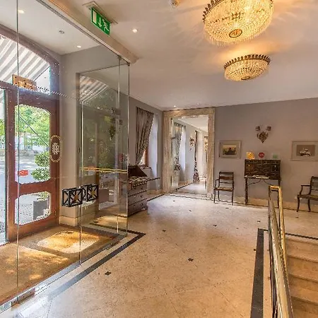 Отель Do Elevador Брага