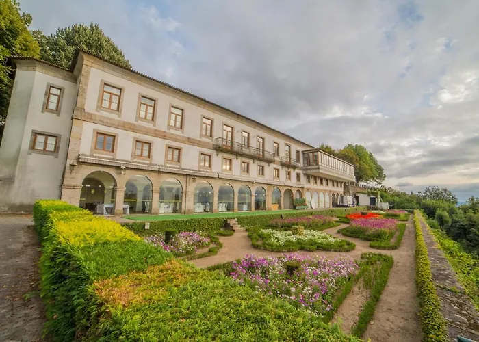 Do Elevador فندق