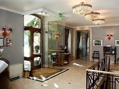 Do Elevador فندق براغا