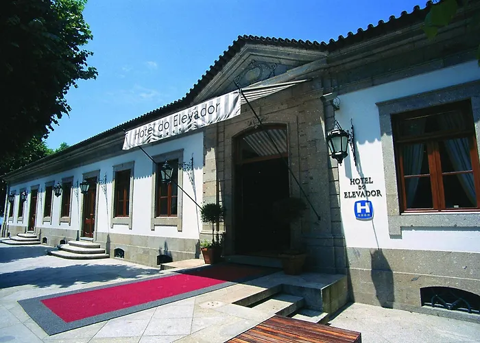 Do Elevador Hotel 4*